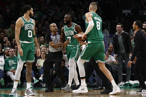 Derrick White’s 30 points carries Celtics past Knicks 133-123; Boston’s Brown ejected with 2 Ts